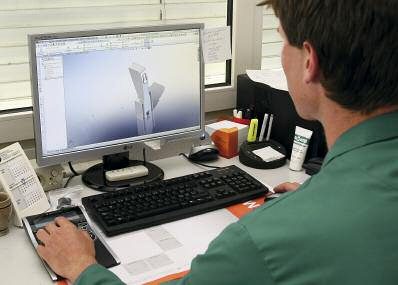 Konstrukteur am CAD-Arbeitsplatz